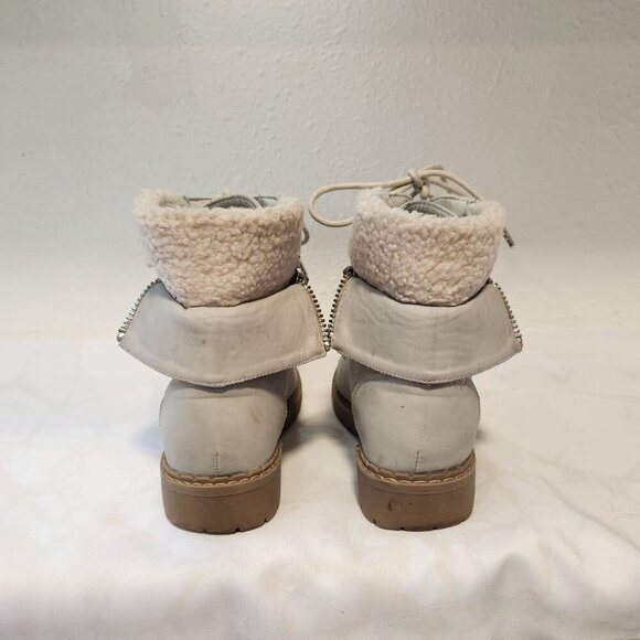 JustFab Illona Combat Boot Womens 7.5 White Faux Fir Lining Lace-Up Y2K Military - Picture 2 of 13